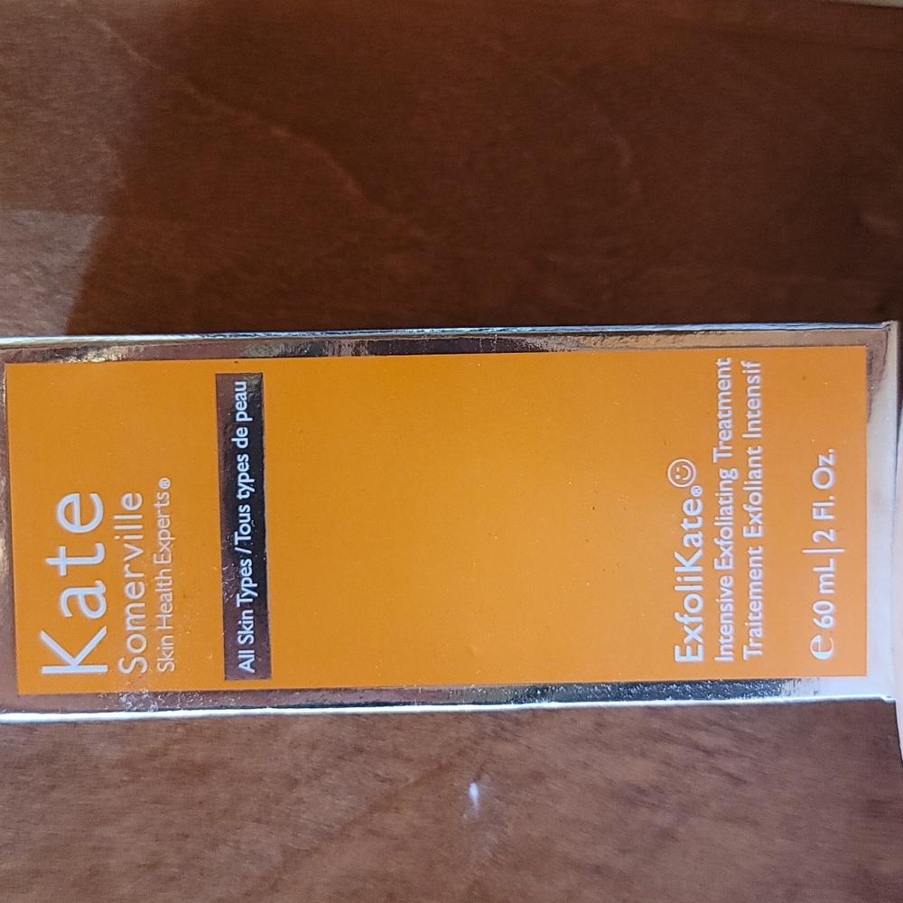 Kate somerville exfolikate intensive exfoliating treatment. Brand new